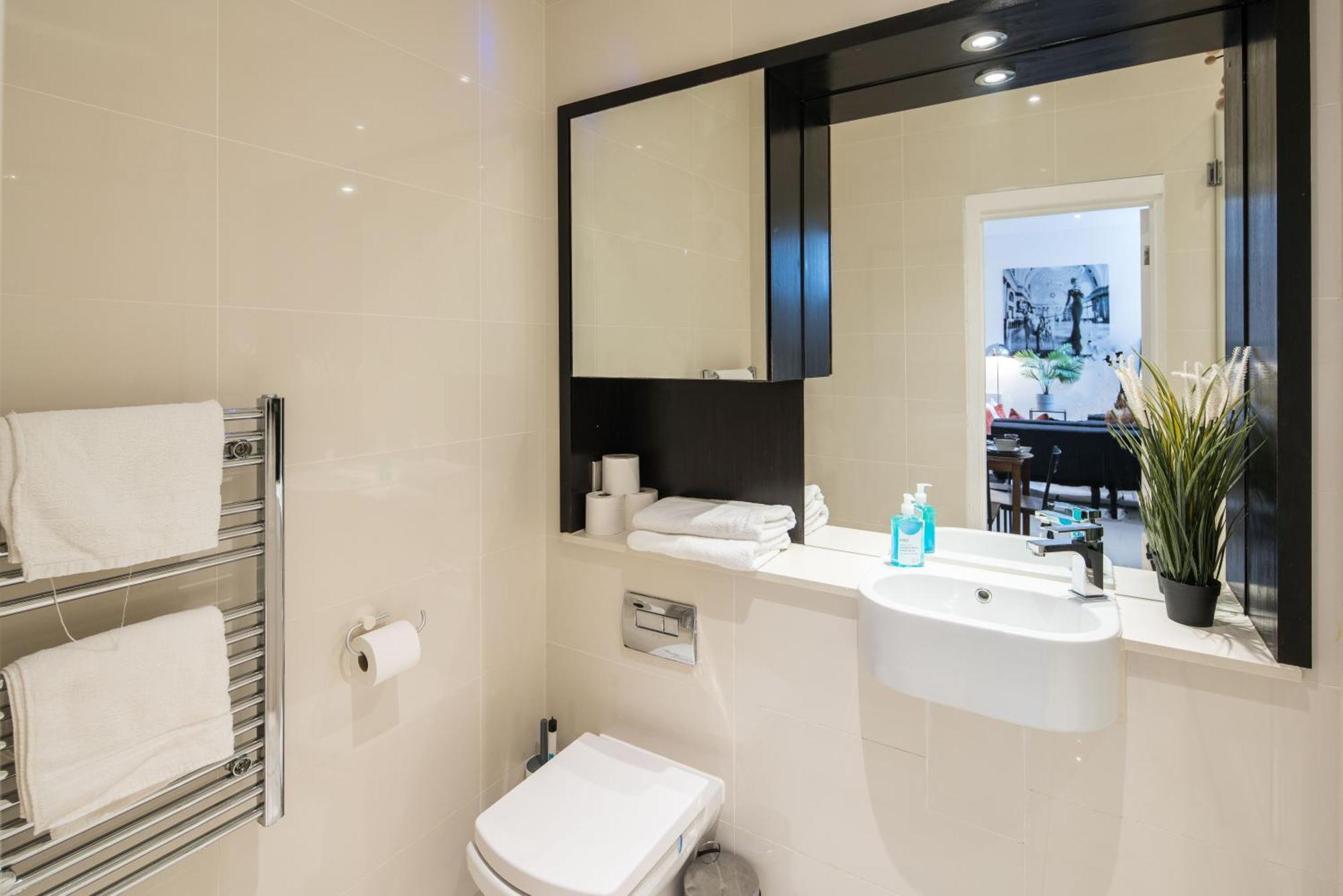 Al Central-Soho-Chinatown-Coventgarden-Cozy-Onebed Apartment London Exterior photo
